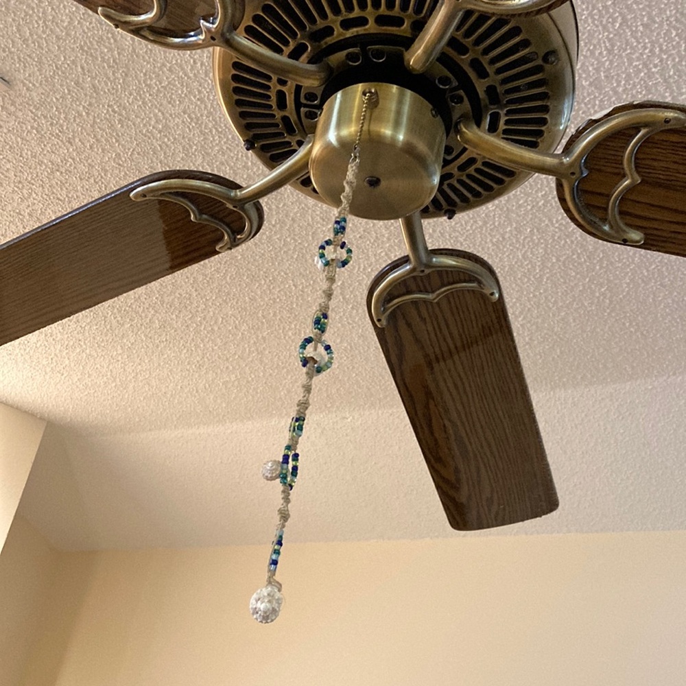 Ceiling fan pulls with beads